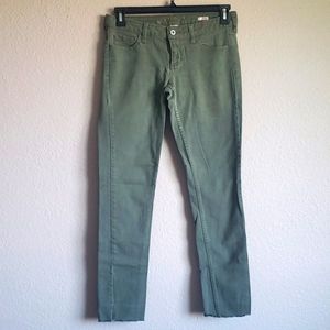 ARIZONA Olive Green Women's Pants Size 7